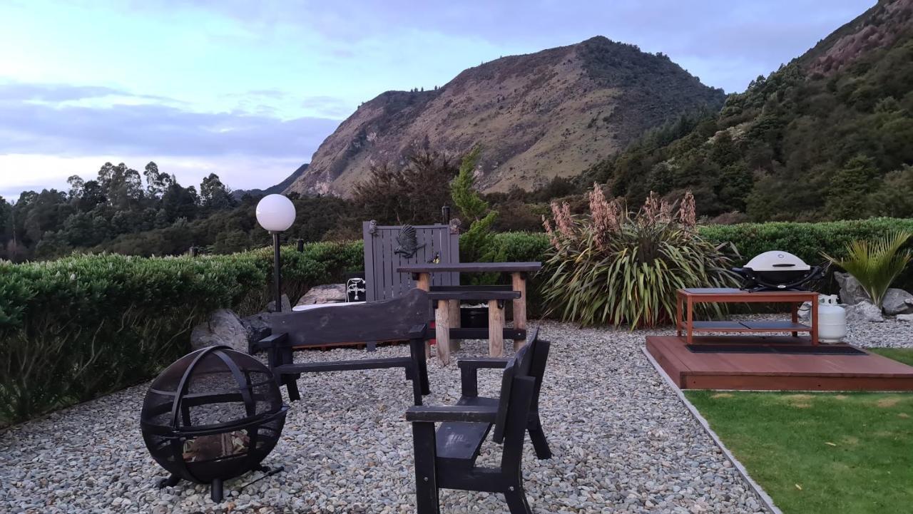 Rocky Ridge Cottage Takaka Extérieur photo