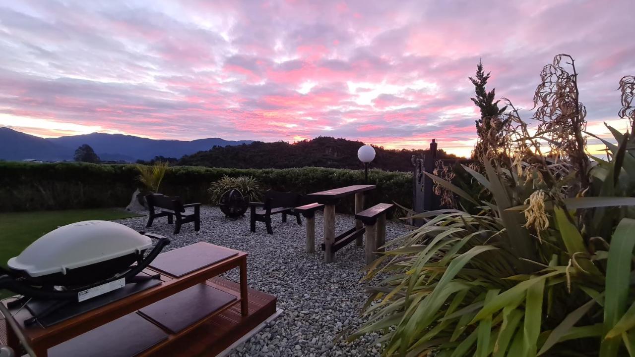 Rocky Ridge Cottage Takaka Extérieur photo