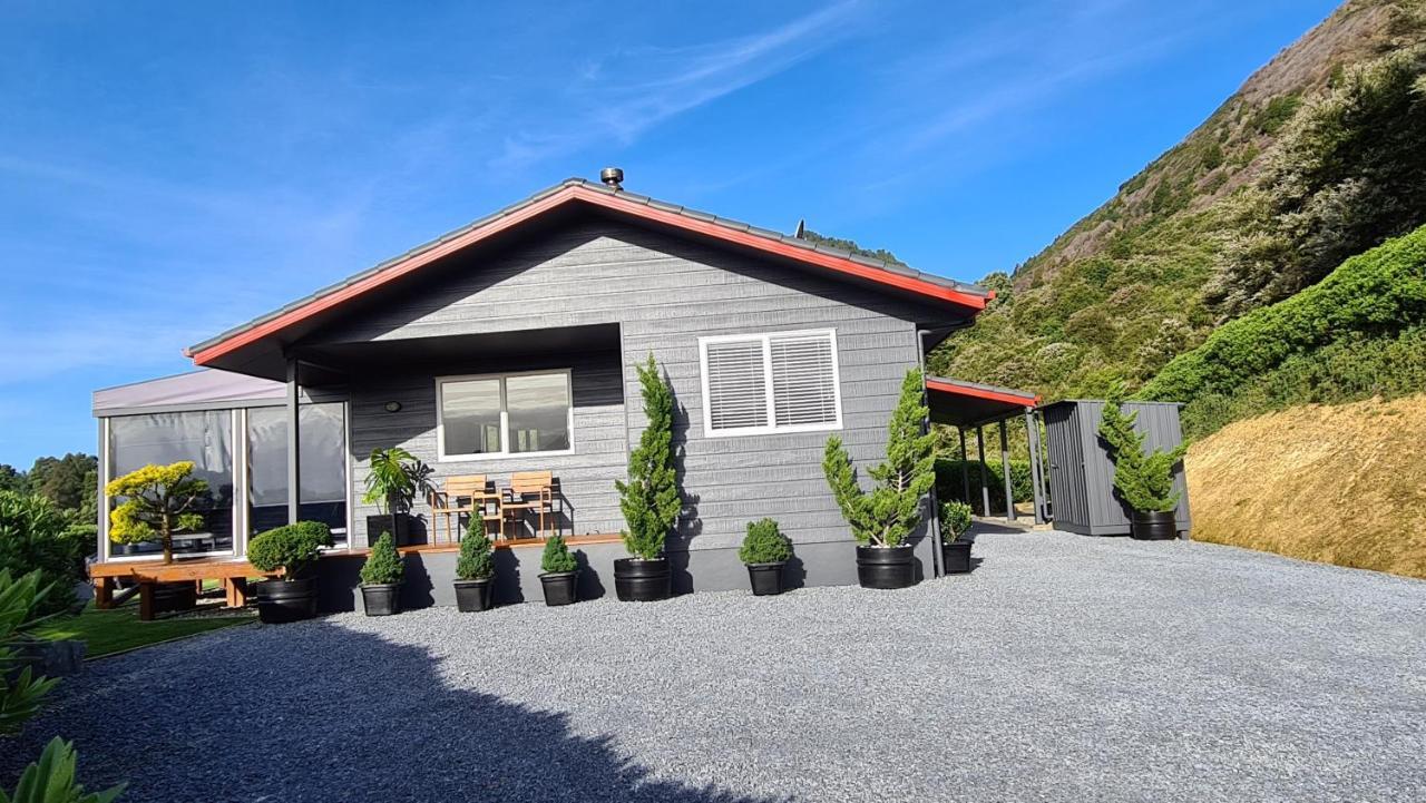Rocky Ridge Cottage Takaka Extérieur photo